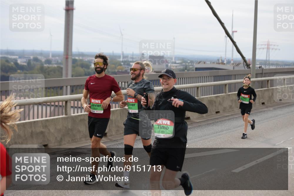 03.10.2025 - Köhlbrandbrückenlauf Jannik Wohlers http://msf.ph/oto/9151713 03.10.2025 15:59:05 Position 1 7637, 7631, 8383 meine-sportfotos.de