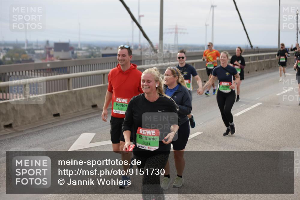 03.10.2025 - Köhlbrandbrückenlauf Jannik Wohlers http://msf.ph/oto/9151730 03.10.2025 15:59:08 Position 1 8330, 9654 meine-sportfotos.de