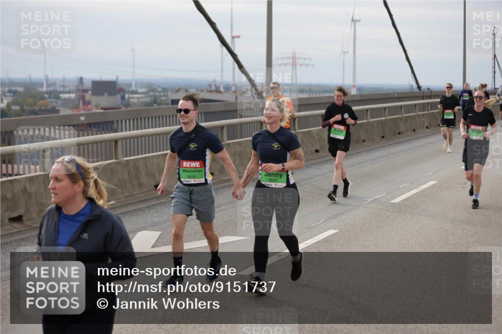 03.10.2025 - Köhlbrandbrückenlauf Jannik Wohlers http://msf.ph/oto/9151737 03.10.2025 15:59:09 Position 1 9630, 9629 meine-sportfotos.de