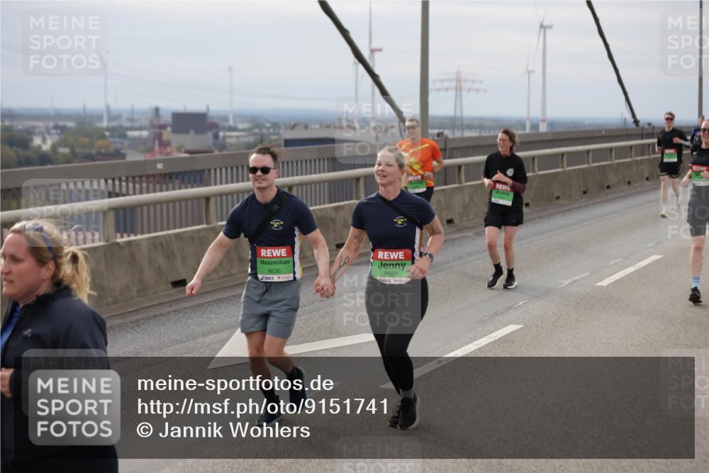 03.10.2025 - Köhlbrandbrückenlauf Jannik Wohlers http://msf.ph/oto/9151741 03.10.2025 15:59:09 Position 1 9630, 9629 meine-sportfotos.de