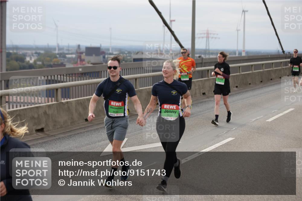 03.10.2025 - Köhlbrandbrückenlauf Jannik Wohlers http://msf.ph/oto/9151743 03.10.2025 15:59:09 Position 1 9630, 9629 meine-sportfotos.de