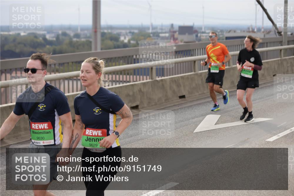 03.10.2025 - Köhlbrandbrückenlauf Jannik Wohlers http://msf.ph/oto/9151749 03.10.2025 15:59:11 Position 1 9630, 9629 meine-sportfotos.de