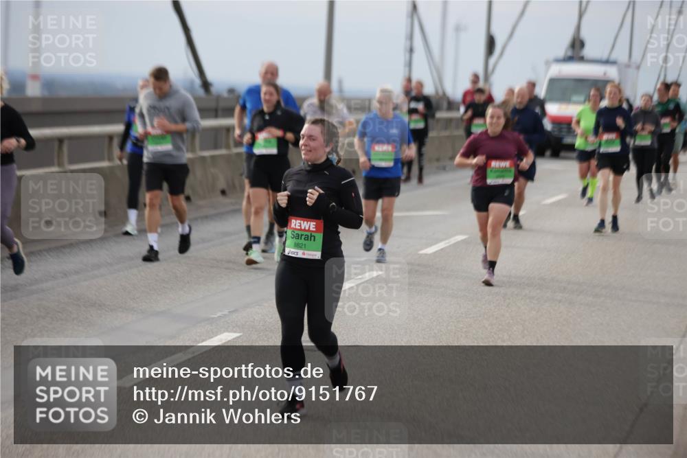 03.10.2025 - Köhlbrandbrückenlauf Jannik Wohlers http://msf.ph/oto/9151767 03.10.2025 15:59:15 Position 1 8821 meine-sportfotos.de