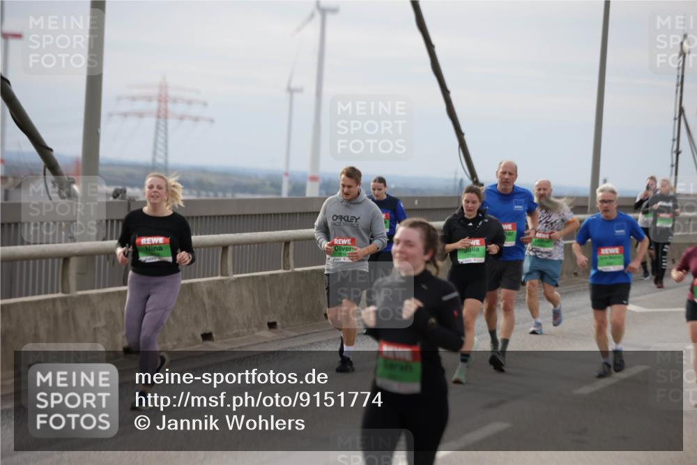 03.10.2025 - Köhlbrandbrückenlauf Jannik Wohlers http://msf.ph/oto/9151774 03.10.2025 15:59:17 Position 1  meine-sportfotos.de