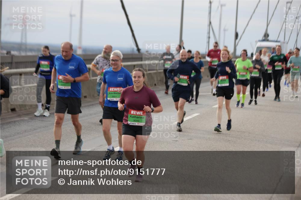 03.10.2025 - Köhlbrandbrückenlauf Jannik Wohlers http://msf.ph/oto/9151777 03.10.2025 15:59:20 Position 1 9661, 9049 meine-sportfotos.de