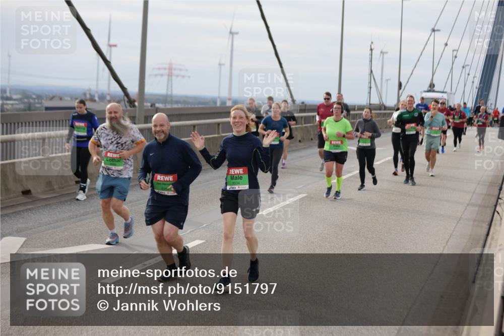 03.10.2025 - Köhlbrandbrückenlauf Jannik Wohlers http://msf.ph/oto/9151797 03.10.2025 15:59:24 Position 1 835, 8534 meine-sportfotos.de