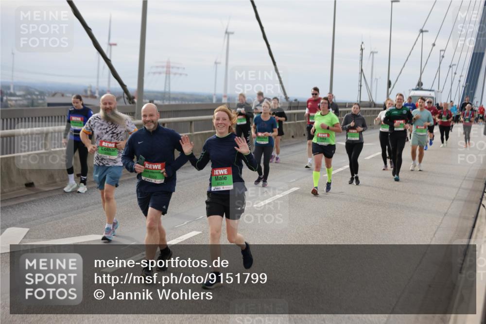 03.10.2025 - Köhlbrandbrückenlauf Jannik Wohlers http://msf.ph/oto/9151799 03.10.2025 15:59:24 Position 1 8359, 8534 meine-sportfotos.de