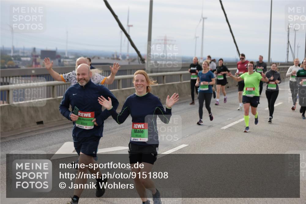 03.10.2025 - Köhlbrandbrückenlauf Jannik Wohlers http://msf.ph/oto/9151808 03.10.2025 15:59:25 Position 1 8359, 8534 meine-sportfotos.de