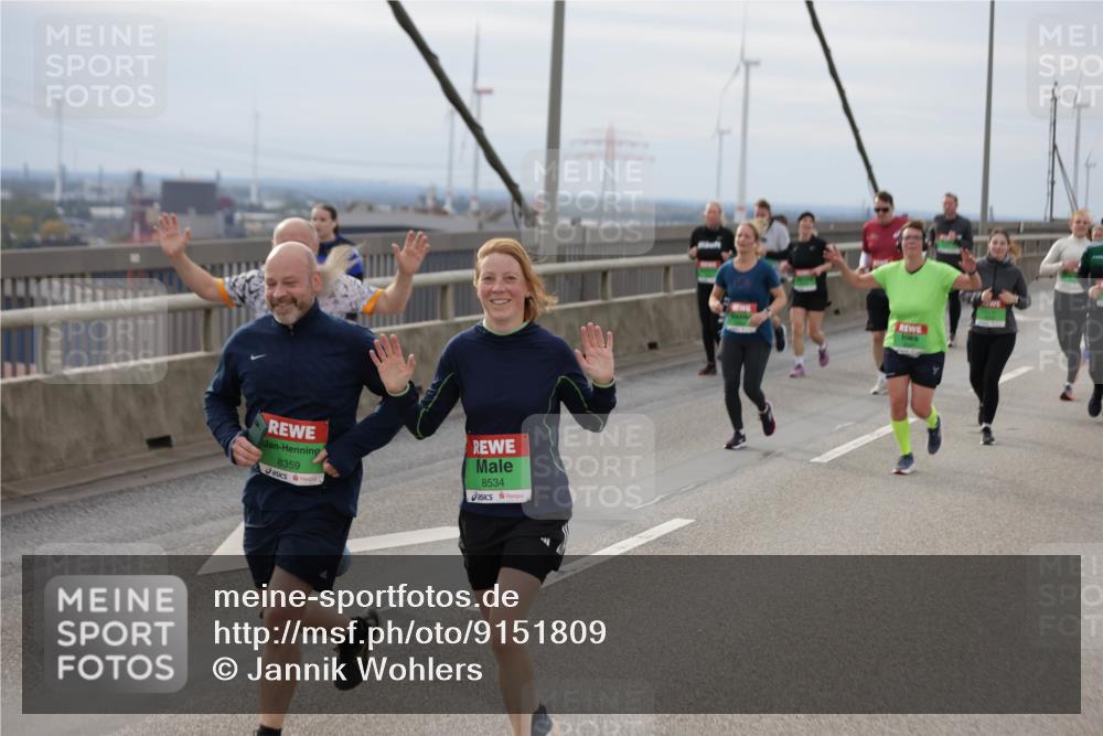 03.10.2025 - Köhlbrandbrückenlauf Jannik Wohlers http://msf.ph/oto/9151809 03.10.2025 15:59:25 Position 1 8359, 8534 meine-sportfotos.de
