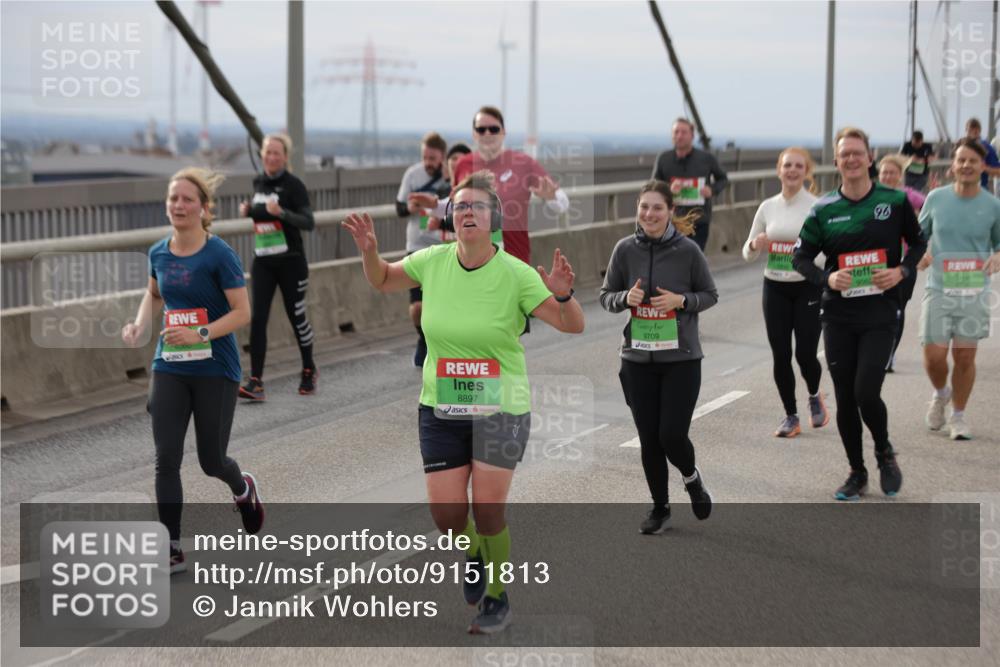 03.10.2025 - Köhlbrandbrückenlauf Jannik Wohlers http://msf.ph/oto/9151813 03.10.2025 15:59:27 Position 1 8897, 9709, 906 meine-sportfotos.de