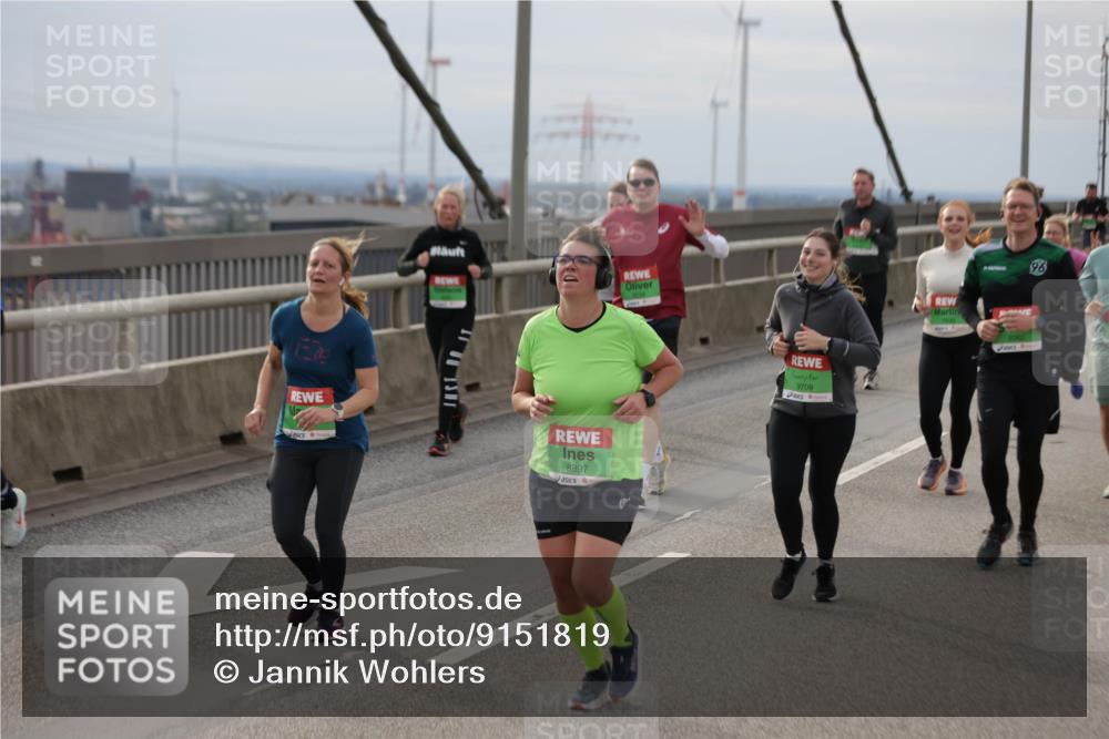 03.10.2025 - Köhlbrandbrückenlauf Jannik Wohlers http://msf.ph/oto/9151819 03.10.2025 15:59:27 Position 1 8897, 9709, 96 meine-sportfotos.de