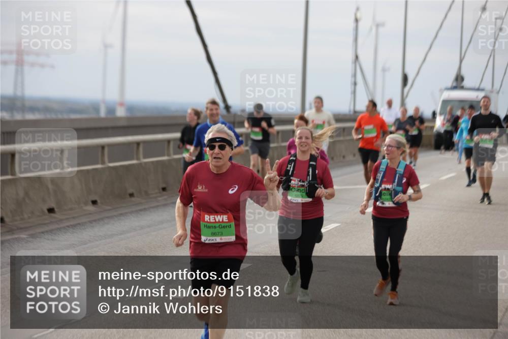 03.10.2025 - Köhlbrandbrückenlauf Jannik Wohlers http://msf.ph/oto/9151838 03.10.2025 15:59:31 Position 1 8673, 8879 meine-sportfotos.de