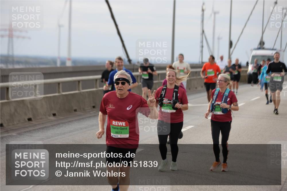 03.10.2025 - Köhlbrandbrückenlauf Jannik Wohlers http://msf.ph/oto/9151839 03.10.2025 15:59:31 Position 1 8673, 8879 meine-sportfotos.de