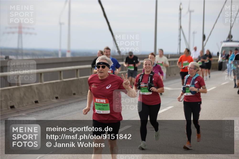 03.10.2025 - Köhlbrandbrückenlauf Jannik Wohlers http://msf.ph/oto/9151842 03.10.2025 15:59:32 Position 1 8673, 8879 meine-sportfotos.de