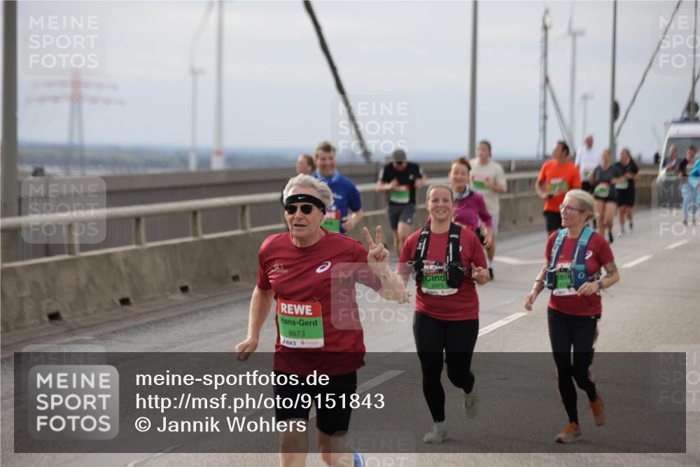 03.10.2025 - Köhlbrandbrückenlauf Jannik Wohlers http://msf.ph/oto/9151843 03.10.2025 15:59:32 Position 1 8673, 8879, 1 meine-sportfotos.de
