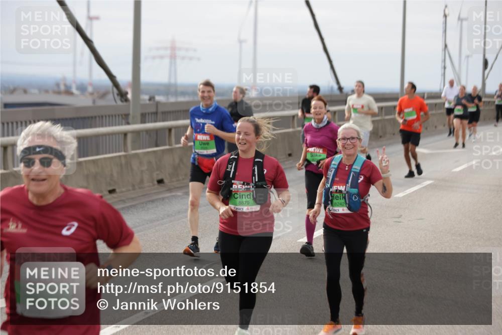 03.10.2025 - Köhlbrandbrückenlauf Jannik Wohlers http://msf.ph/oto/9151854 03.10.2025 15:59:33 Position 1 6673, 8879, 8242 meine-sportfotos.de