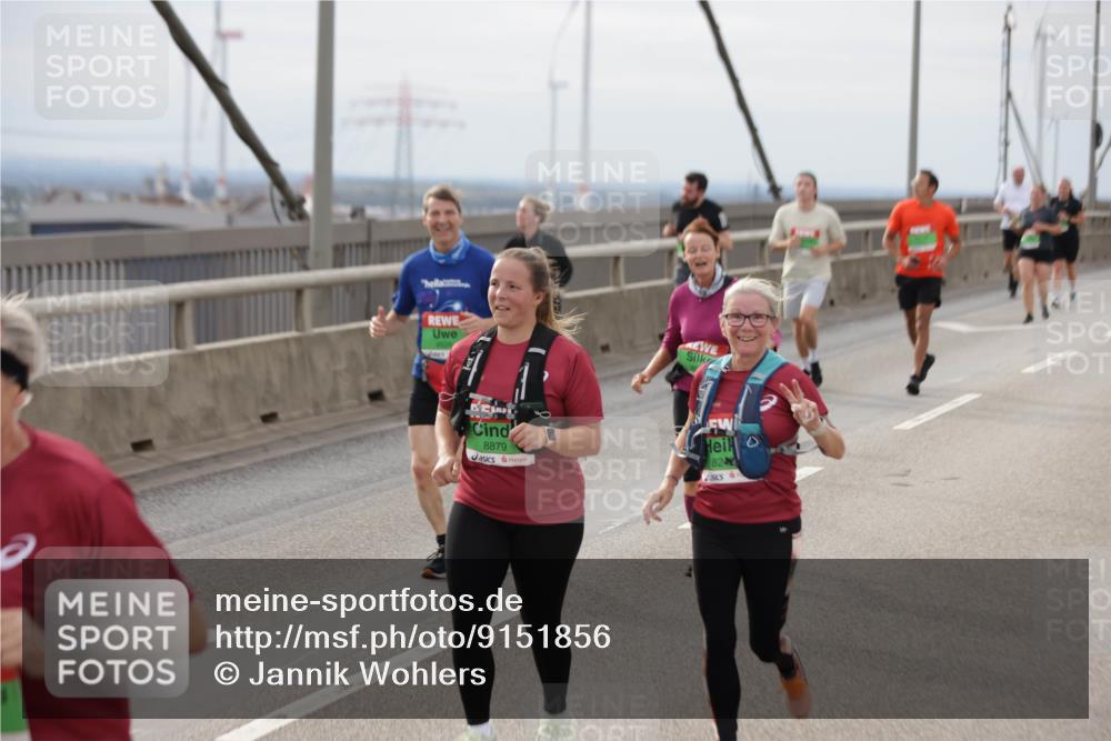 03.10.2025 - Köhlbrandbrückenlauf Jannik Wohlers http://msf.ph/oto/9151856 03.10.2025 15:59:34 Position 1 8879, 824 meine-sportfotos.de