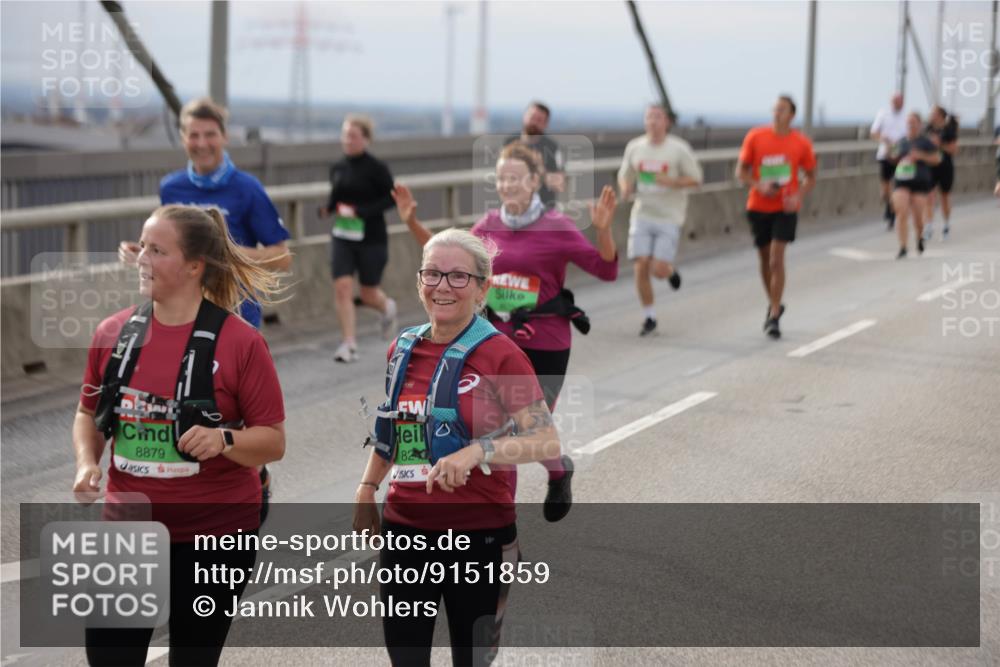 03.10.2025 - Köhlbrandbrückenlauf Jannik Wohlers http://msf.ph/oto/9151859 03.10.2025 15:59:34 Position 1 8879, 82 meine-sportfotos.de