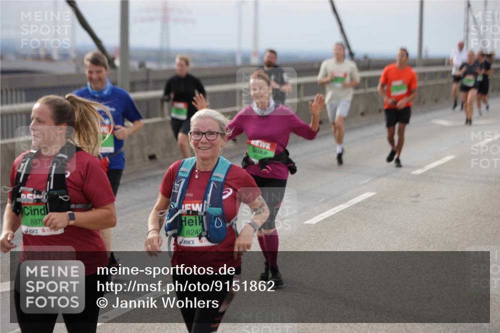 03.10.2025 - Köhlbrandbrückenlauf Jannik Wohlers http://msf.ph/oto/9151862 03.10.2025 15:59:34 Position 1 887, 8242 meine-sportfotos.de