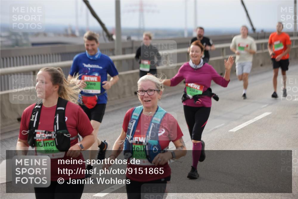 03.10.2025 - Köhlbrandbrückenlauf Jannik Wohlers http://msf.ph/oto/9151865 03.10.2025 15:59:35 Position 1 8879, 8242 meine-sportfotos.de