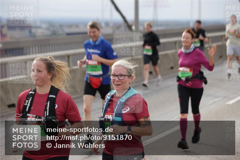 03.10.2025 - Köhlbrandbrückenlauf Jannik Wohlers http://msf.ph/oto/9151870 03.10.2025 15:59:35 Position 1 8879 meine-sportfotos.de
