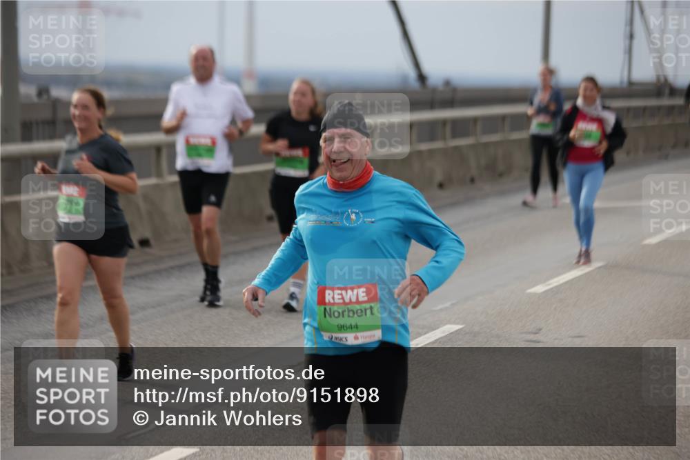 03.10.2025 - Köhlbrandbrückenlauf Jannik Wohlers http://msf.ph/oto/9151898 03.10.2025 15:59:42 Position 1 9644 meine-sportfotos.de