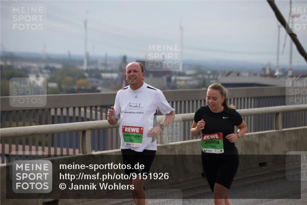 03.10.2025 - Köhlbrandbrückenlauf Jannik Wohlers http://msf.ph/oto/9151926 03.10.2025 15:59:45 Position 1 7984, 7985 meine-sportfotos.de