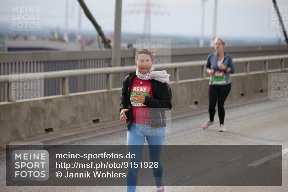 03.10.2025 - Köhlbrandbrückenlauf Jannik Wohlers http://msf.ph/oto/9151928 03.10.2025 15:59:47 Position 1  meine-sportfotos.de