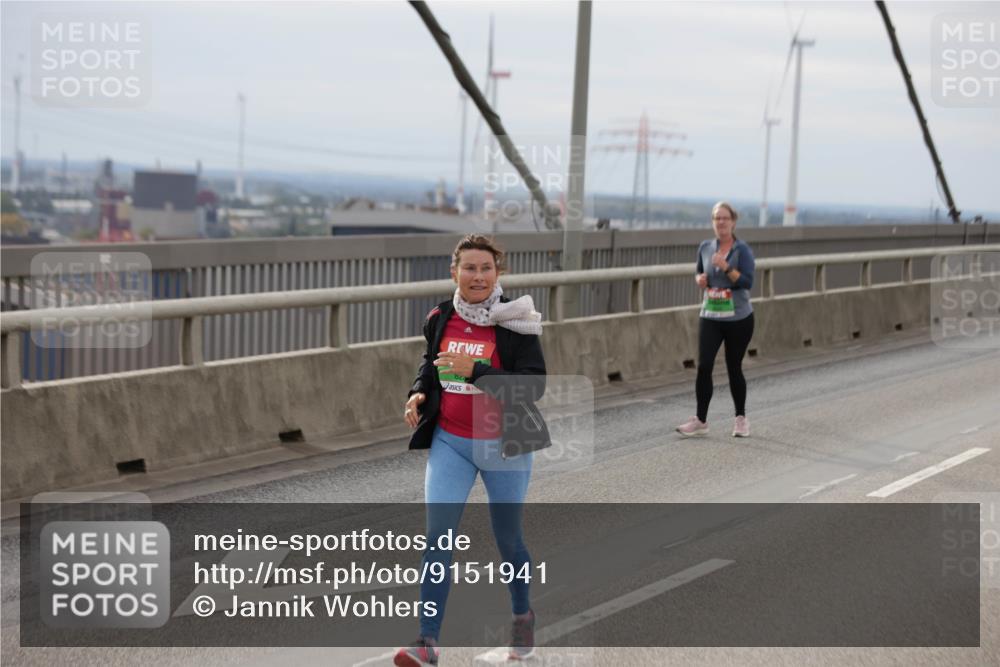 03.10.2025 - Köhlbrandbrückenlauf Jannik Wohlers http://msf.ph/oto/9151941 03.10.2025 15:59:48 Position 1  meine-sportfotos.de