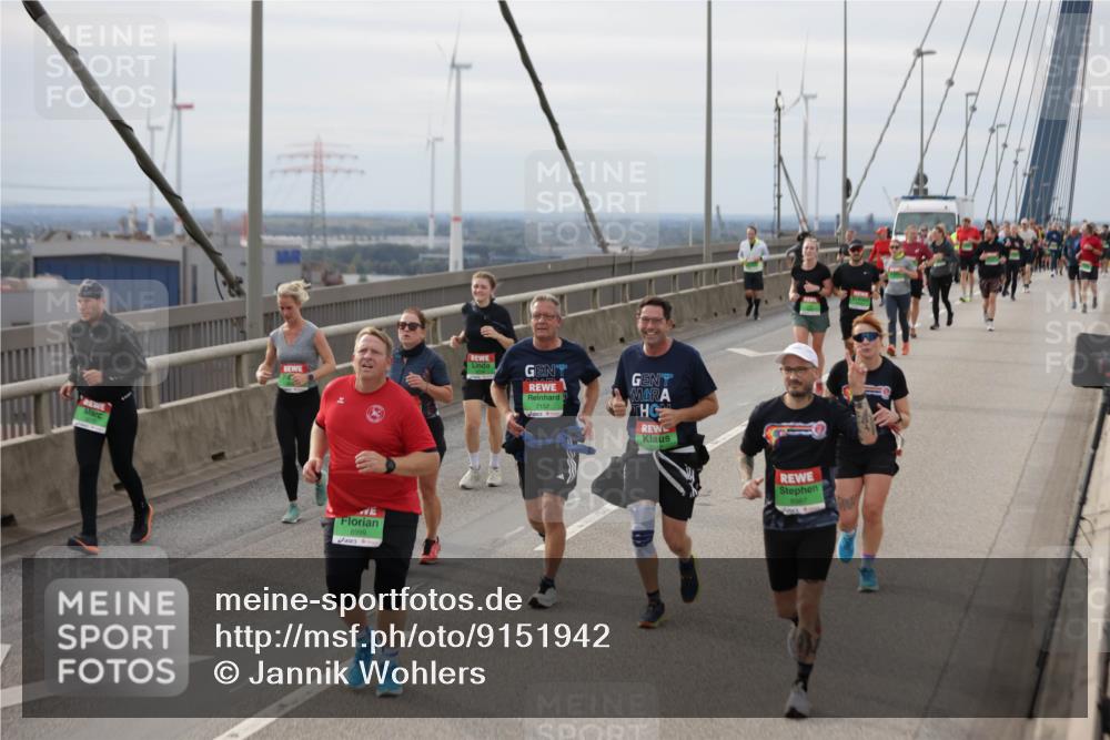03.10.2025 - Köhlbrandbrückenlauf Jannik Wohlers http://msf.ph/oto/9151942 03.10.2025 15:59:57 Position 1 7152, 8999 meine-sportfotos.de