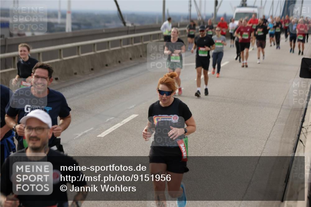 03.10.2025 - Köhlbrandbrückenlauf Jannik Wohlers http://msf.ph/oto/9151956 03.10.2025 15:59:59 Position 1  meine-sportfotos.de