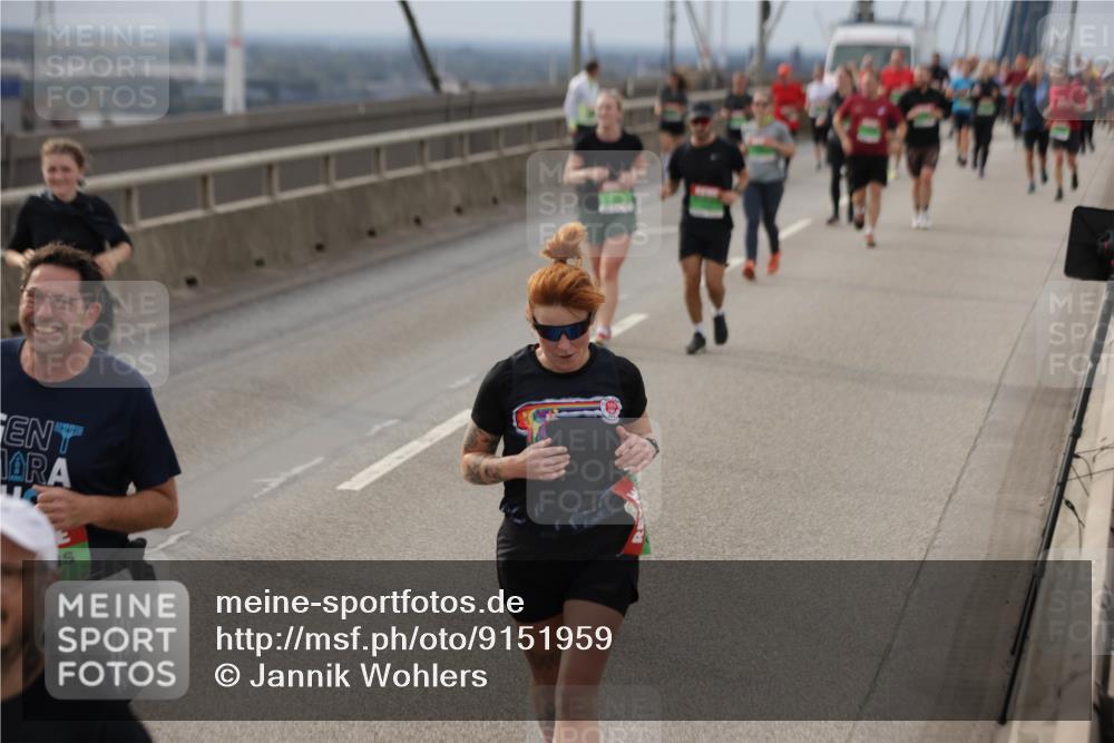 03.10.2025 - Köhlbrandbrückenlauf Jannik Wohlers http://msf.ph/oto/9151959 03.10.2025 15:59:59 Position 1  meine-sportfotos.de