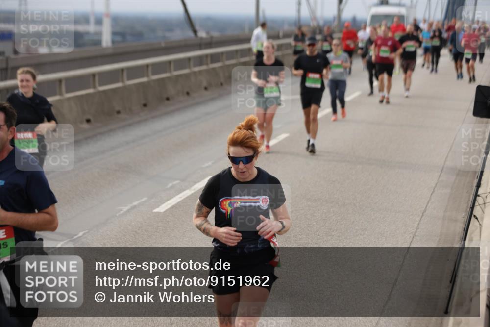 03.10.2025 - Köhlbrandbrückenlauf Jannik Wohlers http://msf.ph/oto/9151962 03.10.2025 15:59:59 Position 1  meine-sportfotos.de