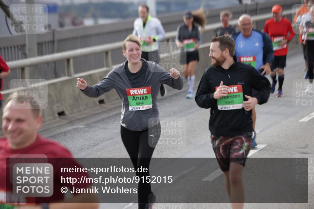 03.10.2025 - Köhlbrandbrückenlauf Jannik Wohlers http://msf.ph/oto/9152015 03.10.2025 16:00:08 Position 1 8946, 8945 meine-sportfotos.de