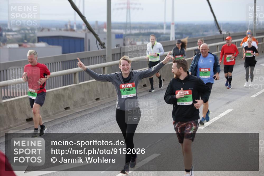03.10.2025 - Köhlbrandbrückenlauf Jannik Wohlers http://msf.ph/oto/9152026 03.10.2025 16:00:09 Position 1 8946, 8945 meine-sportfotos.de