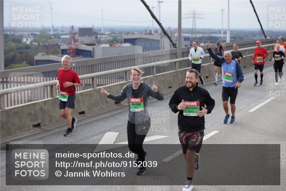 03.10.2025 - Köhlbrandbrückenlauf Jannik Wohlers http://msf.ph/oto/9152039 03.10.2025 16:00:10 Position 1 8946, 8945 meine-sportfotos.de