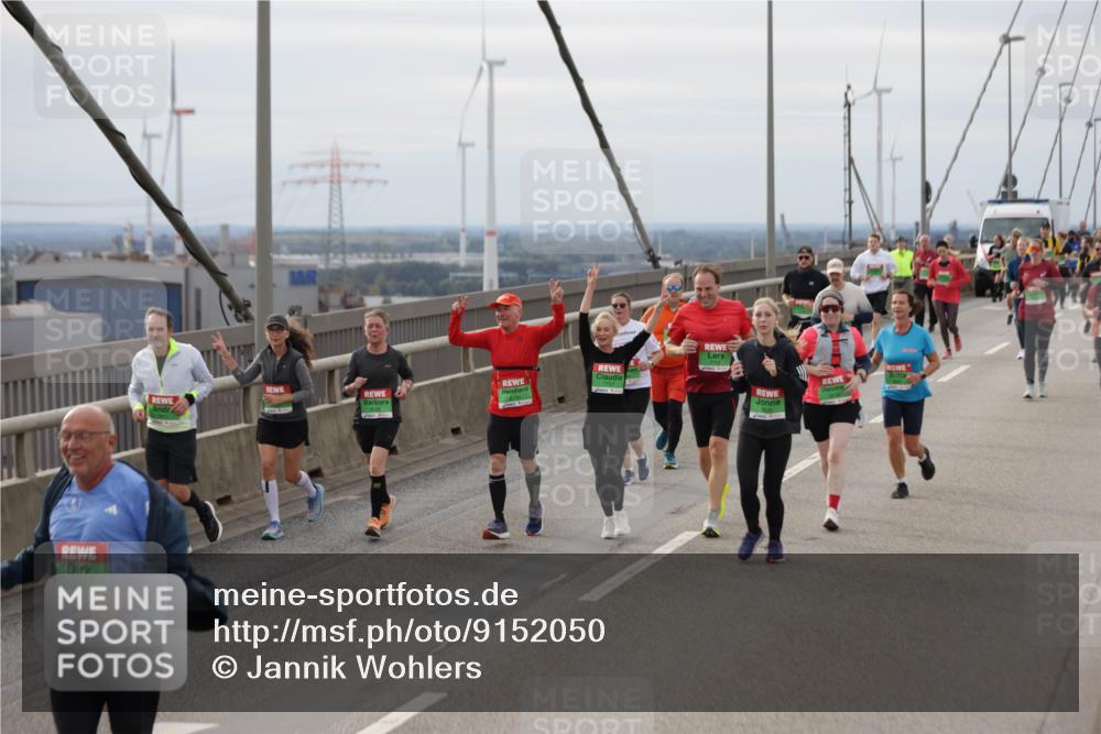 03.10.2025 - Köhlbrandbrückenlauf Jannik Wohlers http://msf.ph/oto/9152050 03.10.2025 16:00:11 Position 1  meine-sportfotos.de