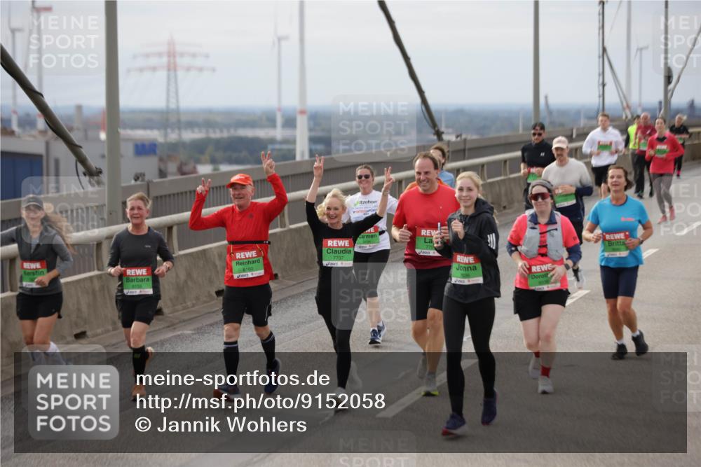 03.10.2025 - Köhlbrandbrückenlauf Jannik Wohlers http://msf.ph/oto/9152058 03.10.2025 16:00:12 Position 1 8159, 8160, 7707, 775 meine-sportfotos.de