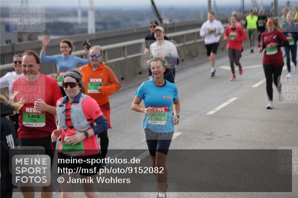 03.10.2025 - Köhlbrandbrückenlauf Jannik Wohlers http://msf.ph/oto/9152082 03.10.2025 16:00:14 Position 1 7755, 826, 9040 meine-sportfotos.de