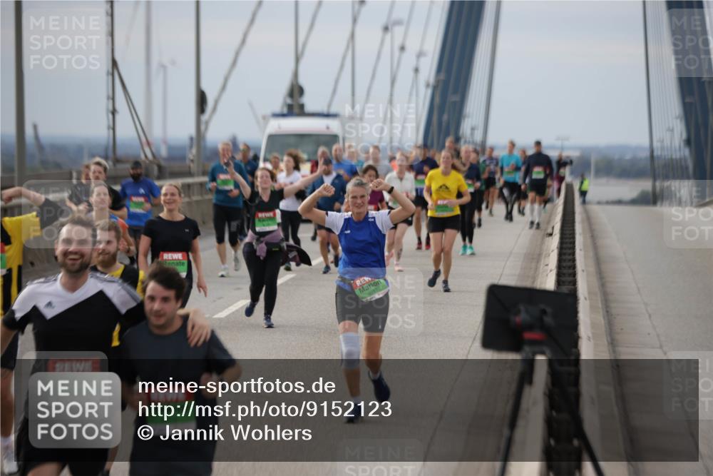 03.10.2025 - Köhlbrandbrückenlauf Jannik Wohlers http://msf.ph/oto/9152123 03.10.2025 16:00:22 Position 1  meine-sportfotos.de