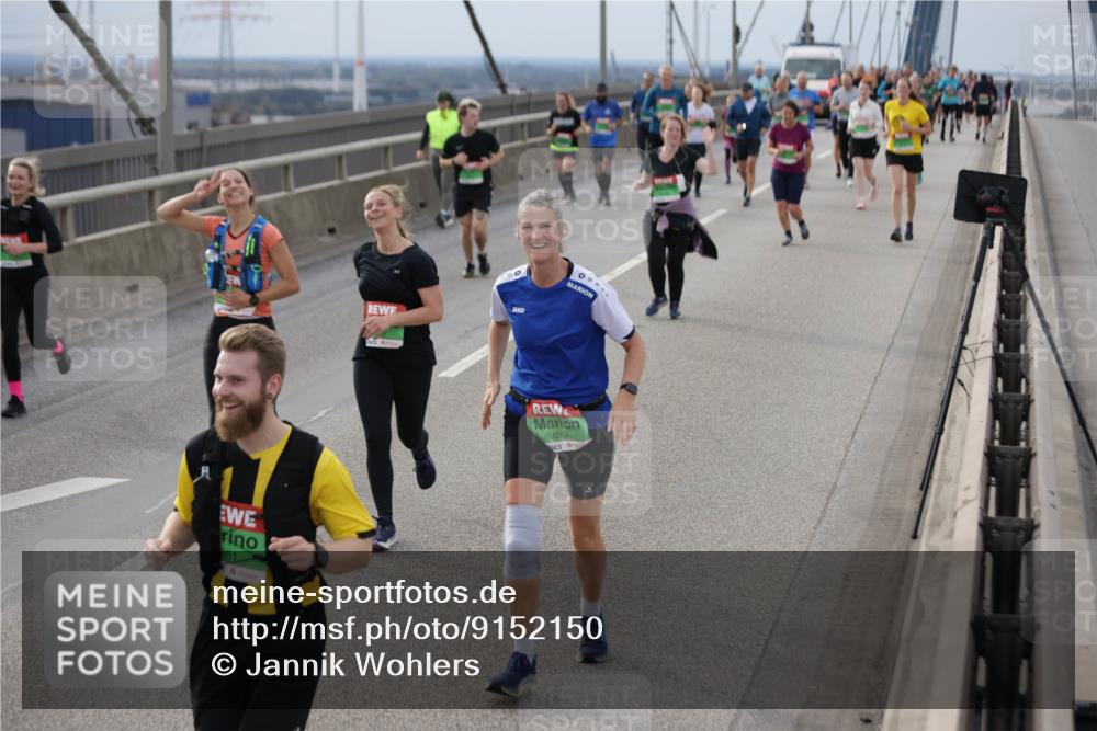 03.10.2025 - Köhlbrandbrückenlauf Jannik Wohlers http://msf.ph/oto/9152150 03.10.2025 16:00:27 Position 1 851, 9287 meine-sportfotos.de