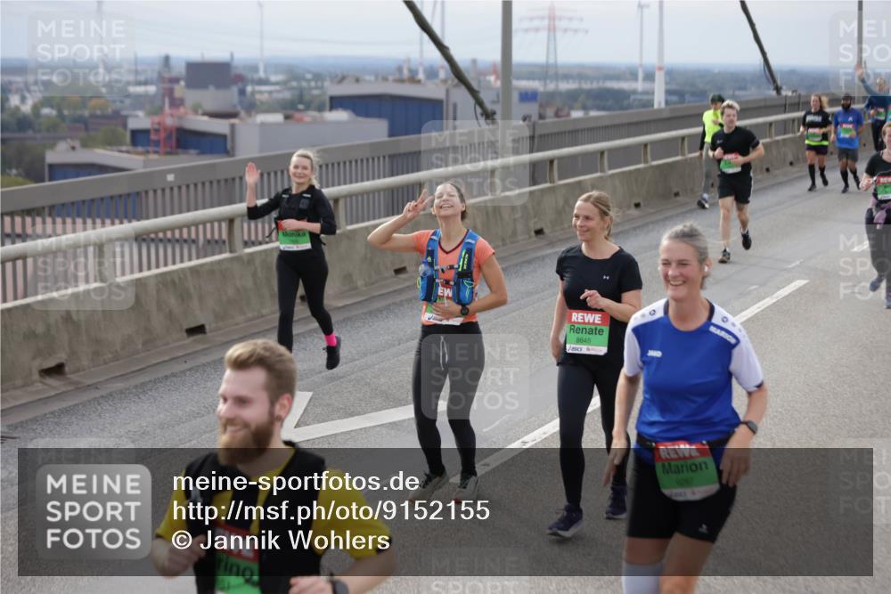 03.10.2025 - Köhlbrandbrückenlauf Jannik Wohlers http://msf.ph/oto/9152155 03.10.2025 16:00:27 Position 1 8645, 9287 meine-sportfotos.de