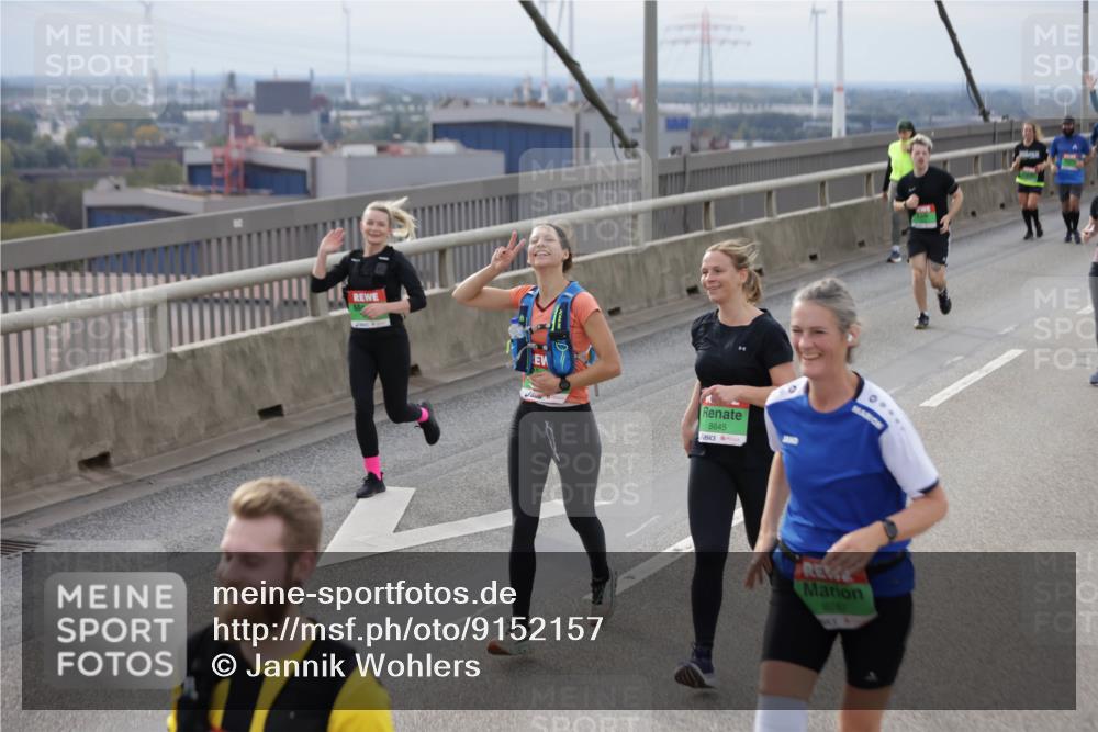 03.10.2025 - Köhlbrandbrückenlauf Jannik Wohlers http://msf.ph/oto/9152157 03.10.2025 16:00:27 Position 1 8645, 9287 meine-sportfotos.de