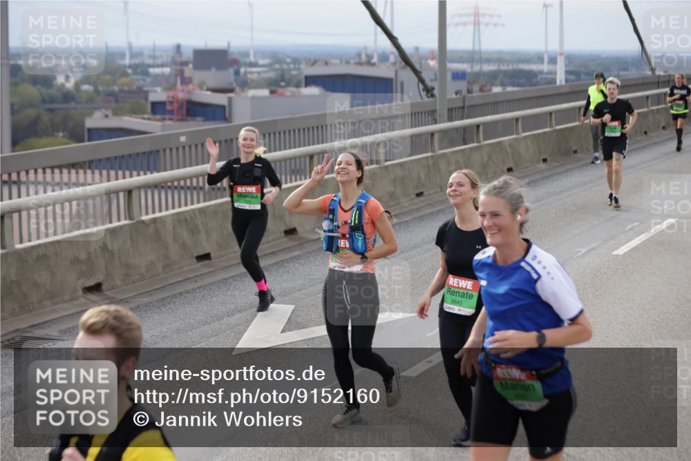 03.10.2025 - Köhlbrandbrückenlauf Jannik Wohlers http://msf.ph/oto/9152160 03.10.2025 16:00:27 Position 1 8645 meine-sportfotos.de