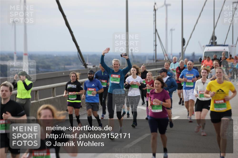 03.10.2025 - Köhlbrandbrückenlauf Jannik Wohlers http://msf.ph/oto/9152171 03.10.2025 16:00:29 Position 1  meine-sportfotos.de
