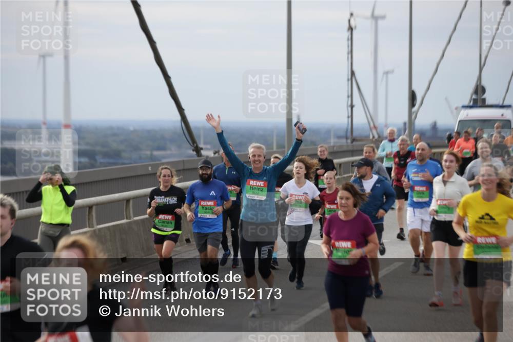 03.10.2025 - Köhlbrandbrückenlauf Jannik Wohlers http://msf.ph/oto/9152173 03.10.2025 16:00:29 Position 1 8656 meine-sportfotos.de