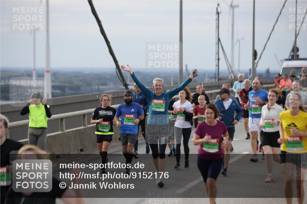 03.10.2025 - Köhlbrandbrückenlauf Jannik Wohlers http://msf.ph/oto/9152176 03.10.2025 16:00:30 Position 1 9641 meine-sportfotos.de