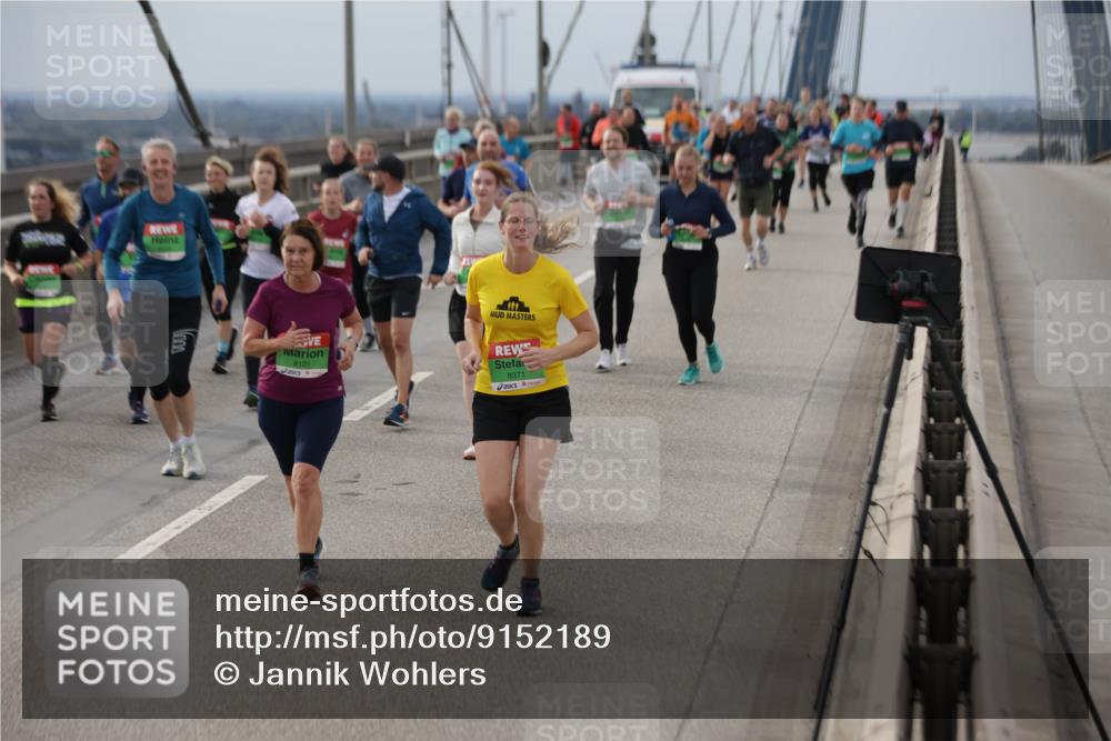 03.10.2025 - Köhlbrandbrückenlauf Jannik Wohlers http://msf.ph/oto/9152189 03.10.2025 16:00:31 Position 1 8121, 8371 meine-sportfotos.de