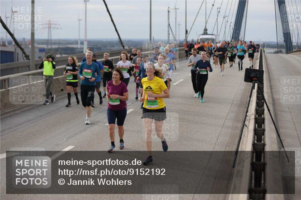 03.10.2025 - Köhlbrandbrückenlauf Jannik Wohlers http://msf.ph/oto/9152192 03.10.2025 16:00:32 Position 1 8371 meine-sportfotos.de