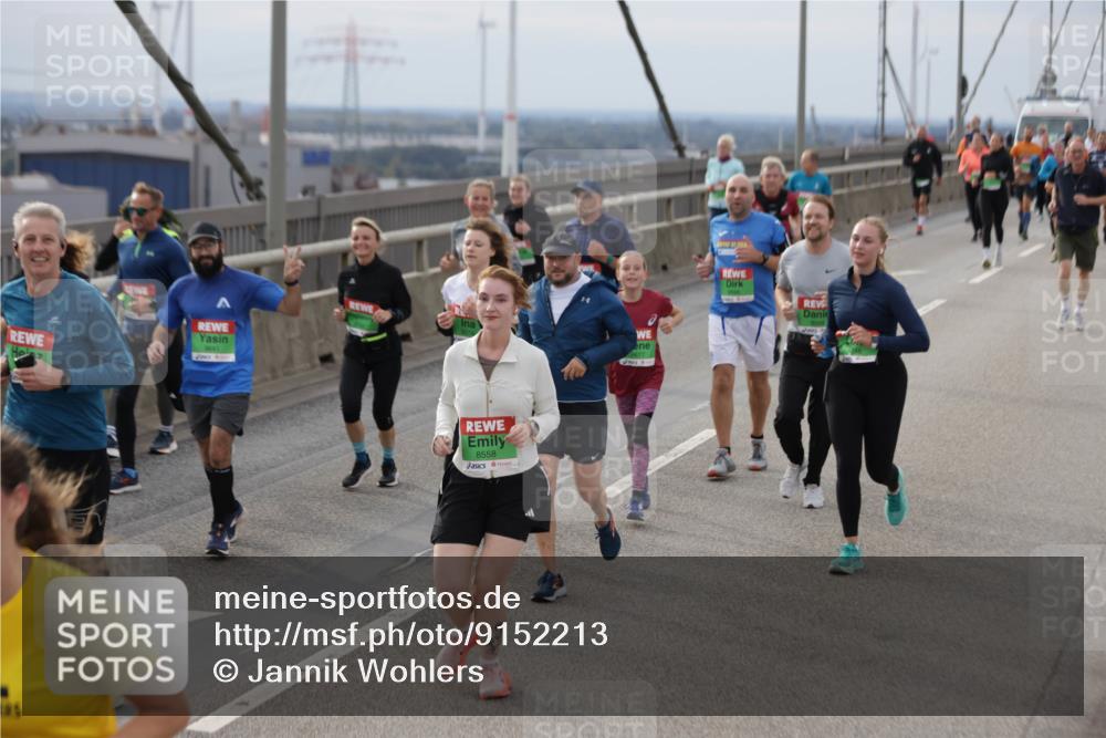 03.10.2025 - Köhlbrandbrückenlauf Jannik Wohlers http://msf.ph/oto/9152213 03.10.2025 16:00:35 Position 1 8558, 8677 meine-sportfotos.de